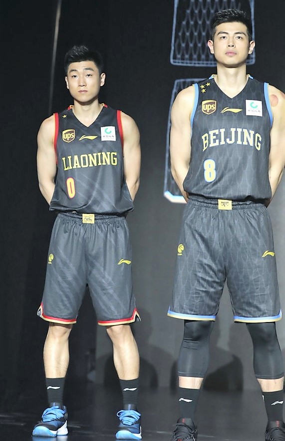 mk体育 -CBA常规赛窗口期走向成谜，国际米兰防线松动，更衣室稳定，轮换策略成焦点的简单介绍