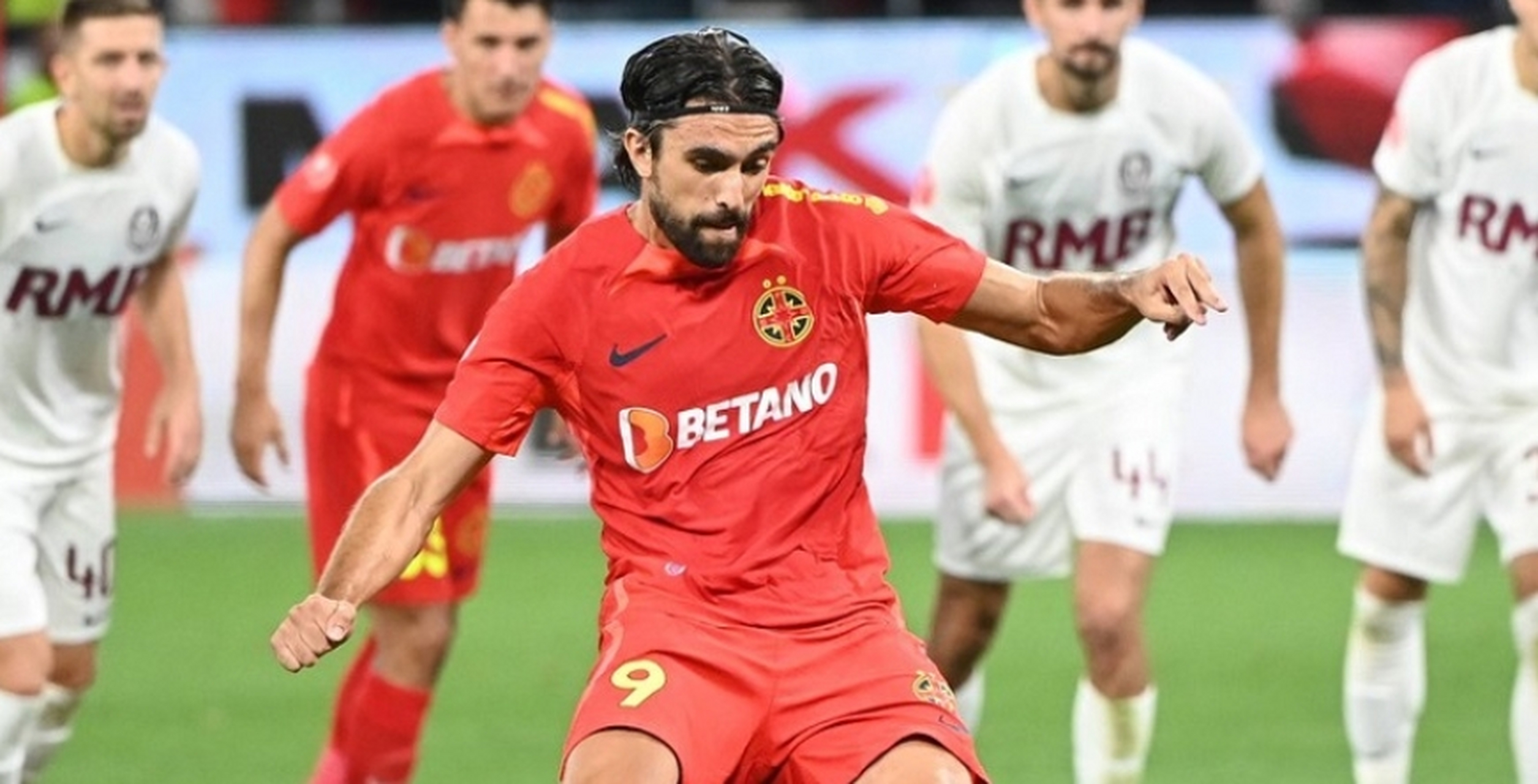 mk电竞官网 -法甲转会期再迎强敌；上海久事手感冰凉；主帅态度：底气十足；赛季目标并未改变的简单介绍