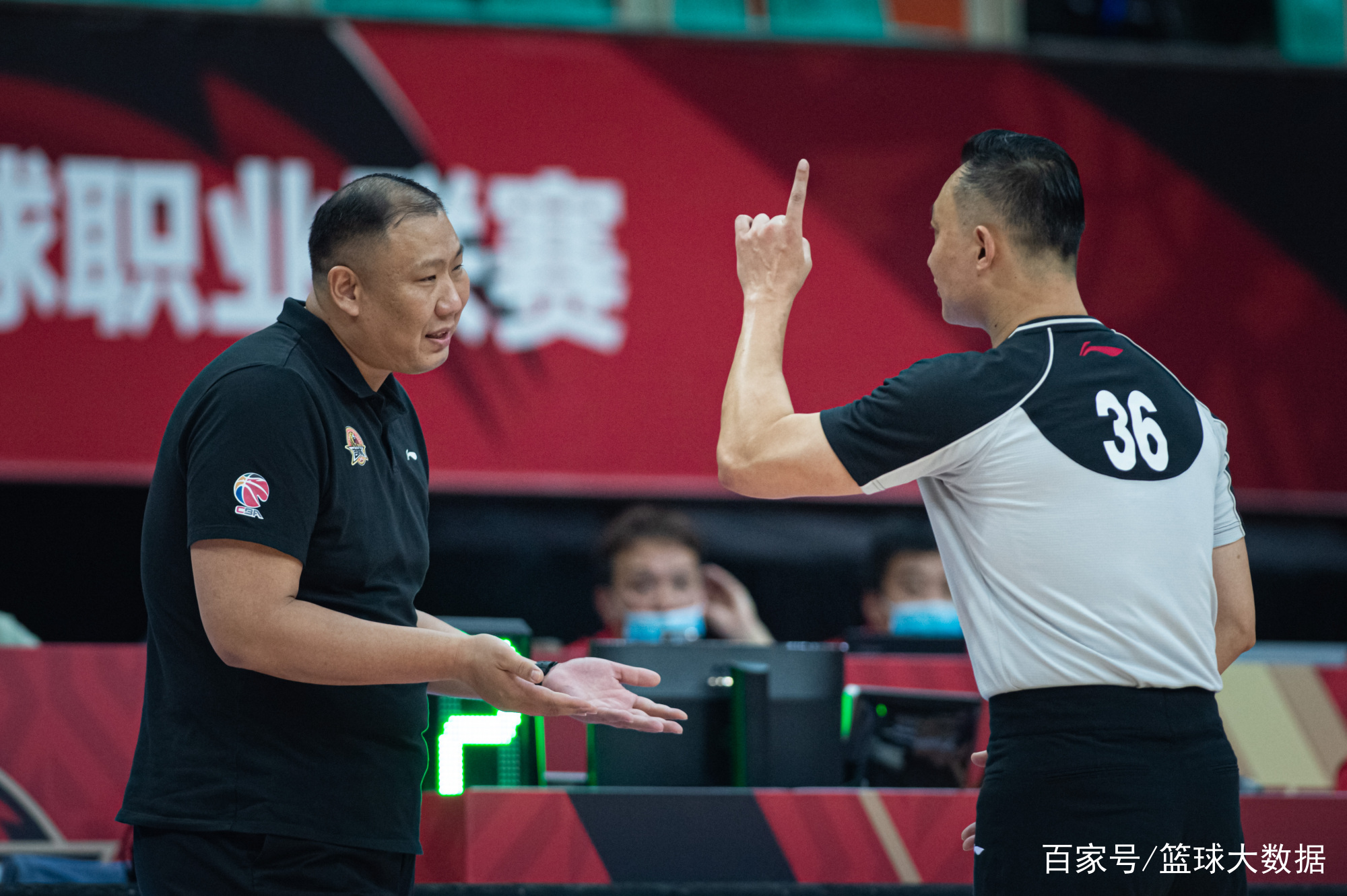 mk娱乐网站 -今晨马德里竞技官宣签约今夜上海久事调整名单以备CBA常规赛，尤文图斯回应争议都惊呆了 